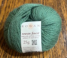 25g Ball Rowan Finest Luxury