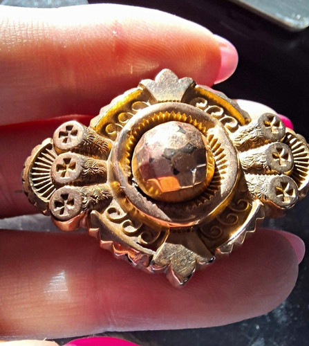 Victorian gold tone locket - victorian,