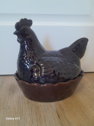 Ceramic chicken hen - hen, egg