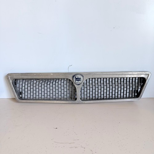Front grille mask lancia - front,