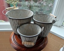 Set 3 Metal Textured Bucket