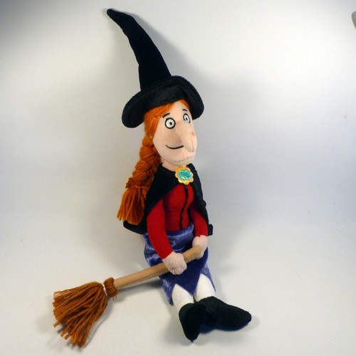 Room the broom plush - room,