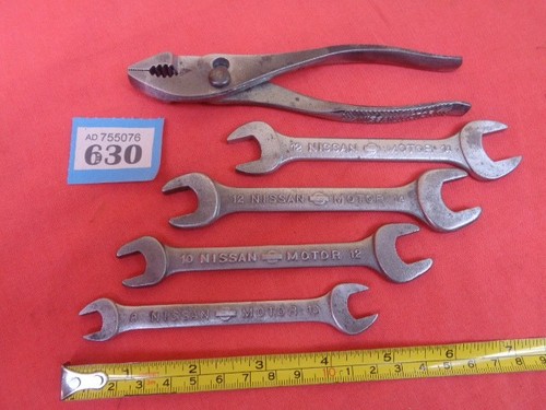 Nissan motor pliers - x,