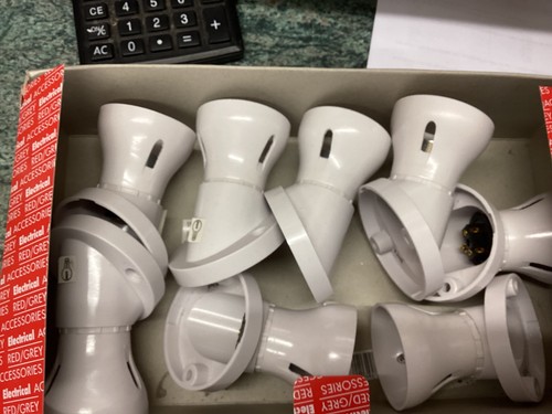 Angled batten lamp holder - bc,