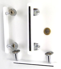 SINGLE LARGE CHEST DRAWERS/CUPBOARD/INTERNAL DOOR PULL HANDLE LUCITE 1950s