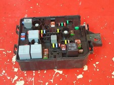 VAUXHALL CORSA E FRONT BCM ELECTRIC UEC CONTROL FUSE BOX 39036044 CFH