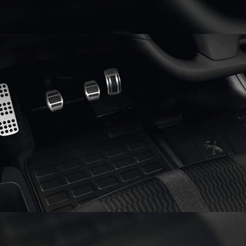 One piece rubber - mat, front