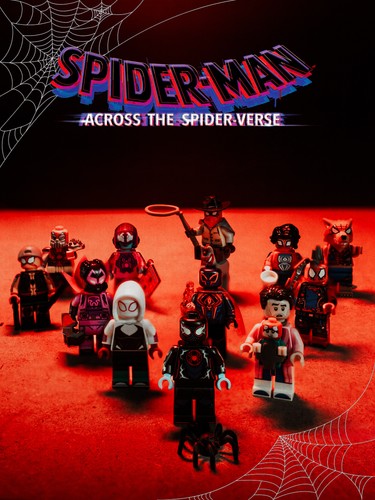 New lego spider man - new, complete