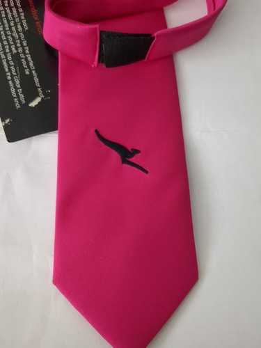 Qantas pink martin grant - qantas,