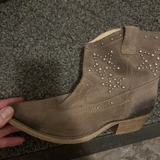 Moda in Pelle Women’s short cowboy  Boots SIZE 37