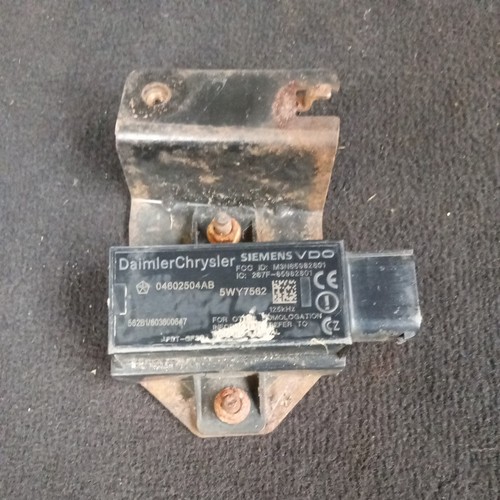 Chrysler 300c mk1 tyre - chrysler,