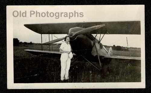 Woman pilot private small - private,