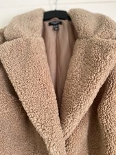 LADIES NEW LOOK CURVE TEDDY BEAR COAT Size 24