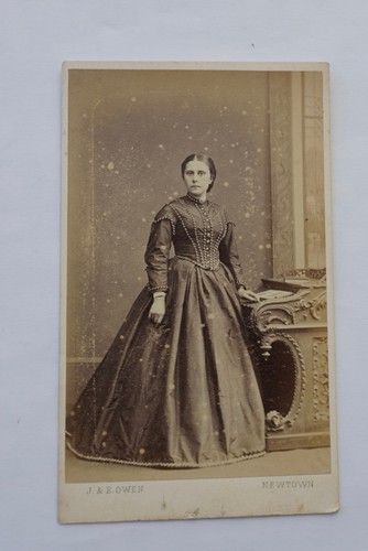 Cdv lady dress - of,