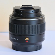 Panasonic Lumix 25mm f1.4 DG Summilux ASPH Prime lens Micro 4/3rds