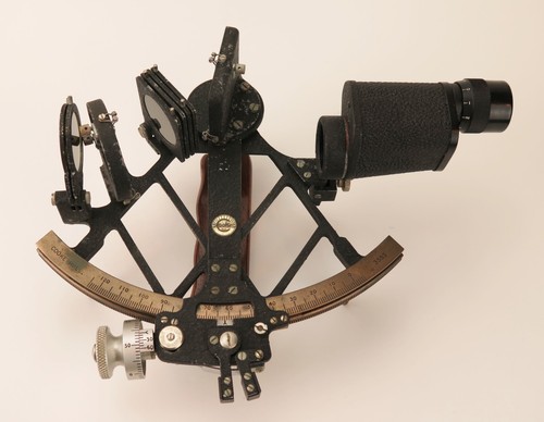 Cooke marine sextant - (hull),