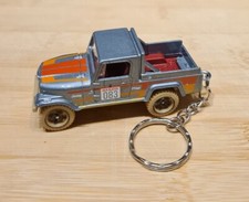 1/64 DIECAST MODEL CAR KEYCHAIN KEYRINGS JEEP SCRAMBLER 