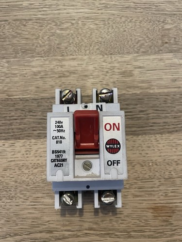 Wylex 100a main switch - 100a,
