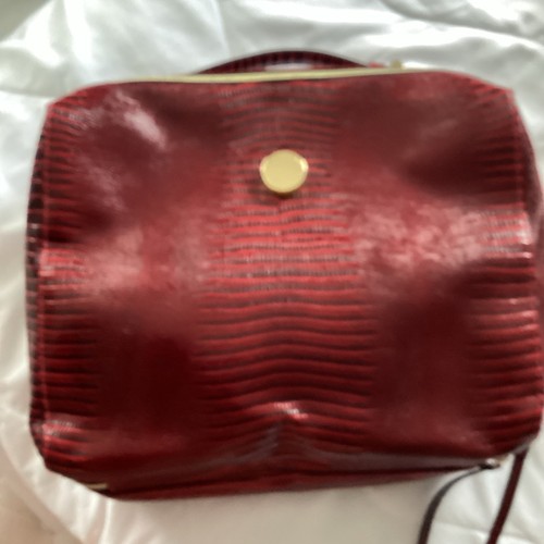 Make case estee lauder - estee,