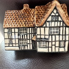 Tey Pottery Britain In