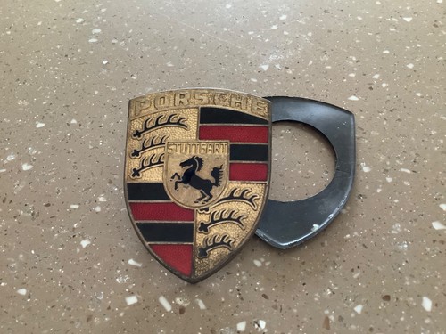 Porsche 911 front bonnet badge - 911,