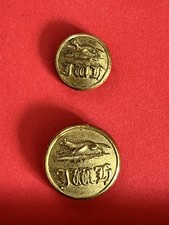 Hunt livery button isle - livery, button.