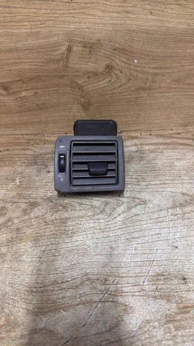 Volvo v50 dashboard air - v50,