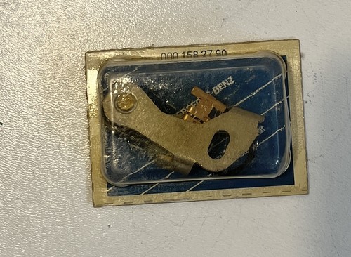 Mercedes benz 0001582790 - mercedes,
