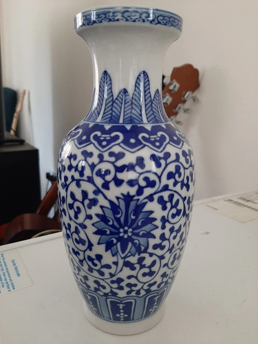 Chinese characters mark - 8",