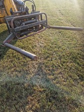 Round Bale Spike Bale Squeeze