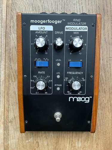 Moog moogerfooger 102 - moog, mf
