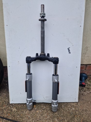 Yamaha aerox front - 50,