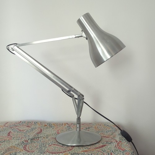 Anglepoise type desk - desk, lamp