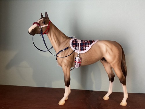 Breyer horse tack set - horse,