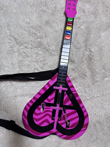 Wireless heart guitar - heart,
