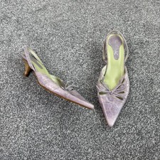 Y2K vintage pointed toe kitten