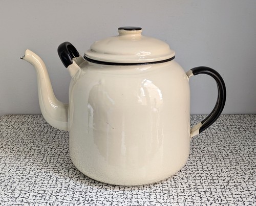 Vintage large cream - large, black