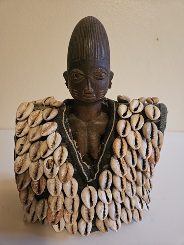 Female ibeji figure with - figure,