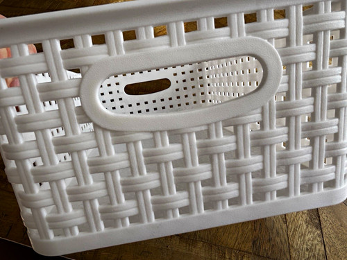 Small white plastic - small,