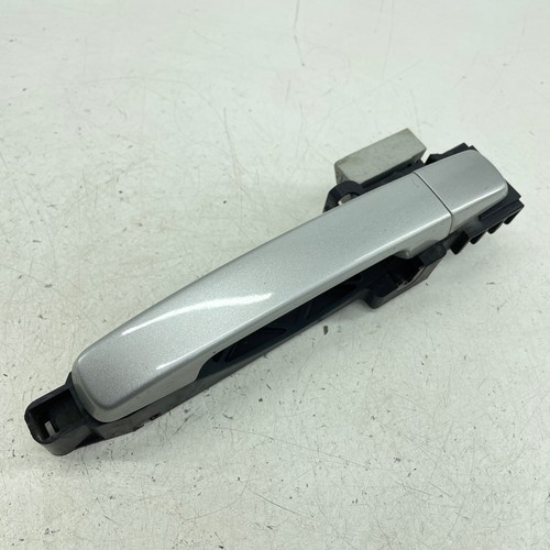 Nissan qashqai j10 door handle - nissan,