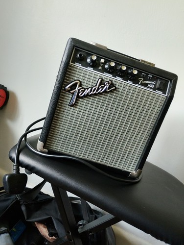 Fender frontman 10g combo - frontman,