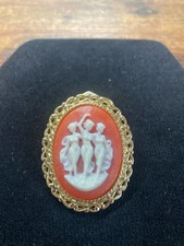 Vintage 1980s Victorian