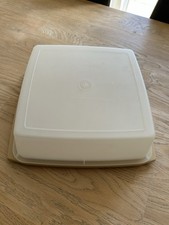 Tupperware Vintage Cake Container Beige With Opaque Lid Square