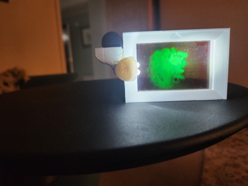 Self lit true hologram - self-lit,