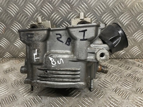 Suzuki 1000 cylinder head - cylinder,