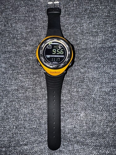 Vgc suunto vector black - vgc,