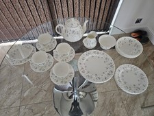 Wedgewood - April Flowers -