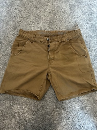 Red herring men brown - red,