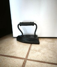 Antique #6 Cast Iron Sad Flat