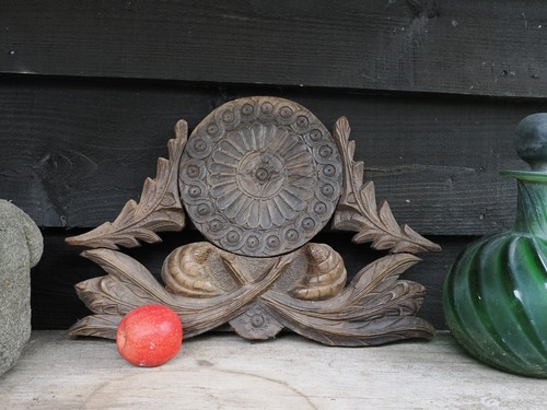 Fabulous unusual carved - a,